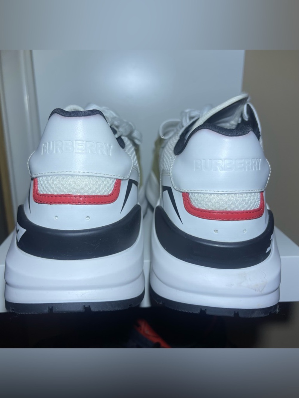 Burberry Ramsey Racing Low - Picture 6 of 9